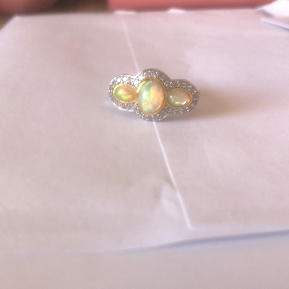 Opal ring - Picture 1 of 4